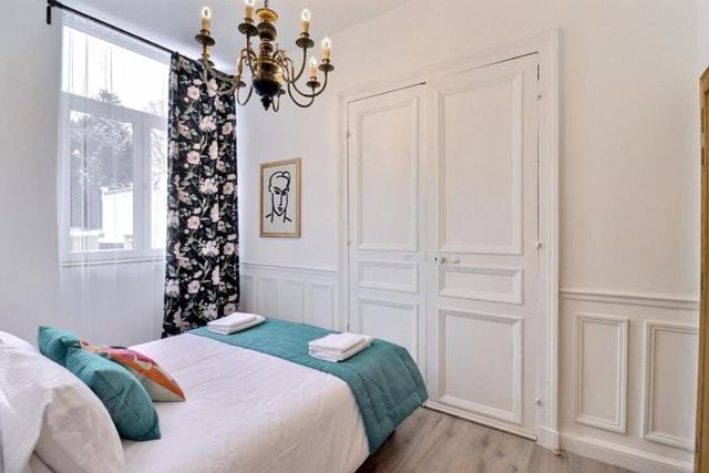 Les Appartements Fenelon Le Cateau-Cambresis Exterior foto